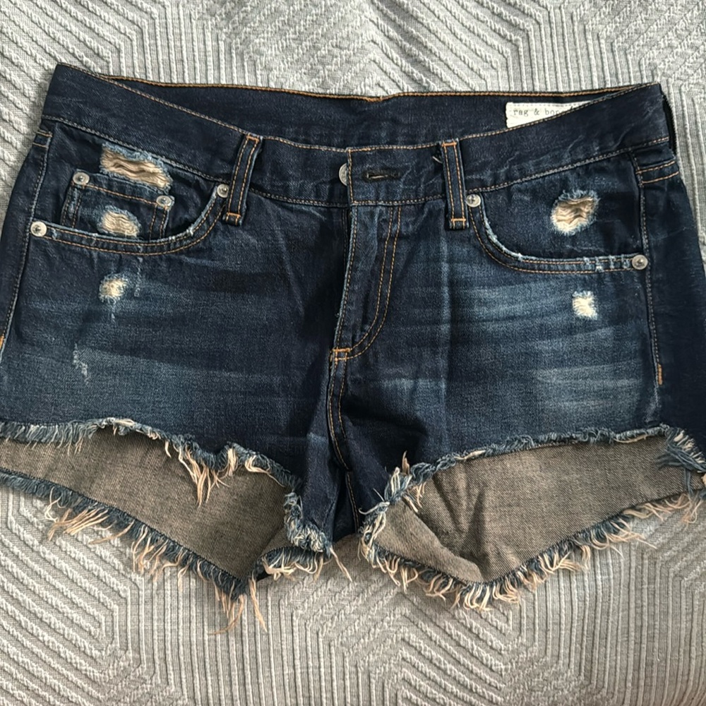 Rag and bone shorts size 26